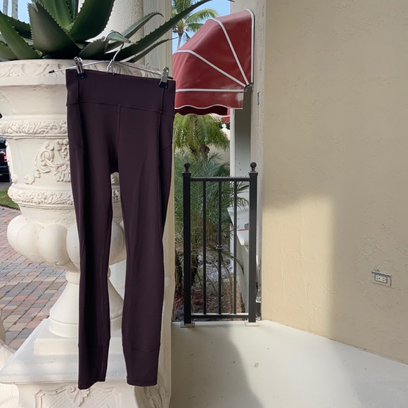 LULULEMON LEGGINGS